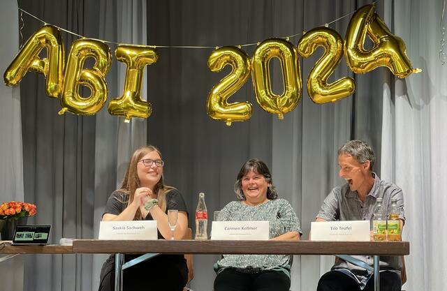Viel Spaß hatten die "Cheftrainer" Saskia Sachweh und Tilo Teufel in der Diskussionsrunde mit der Moderatorin Carmen Kollmer.
