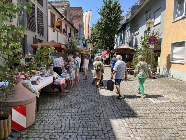 Trödel, Musik und Kulinarisches gibt es im Badischen Eck in der Kesselstraße. | Foto: gro