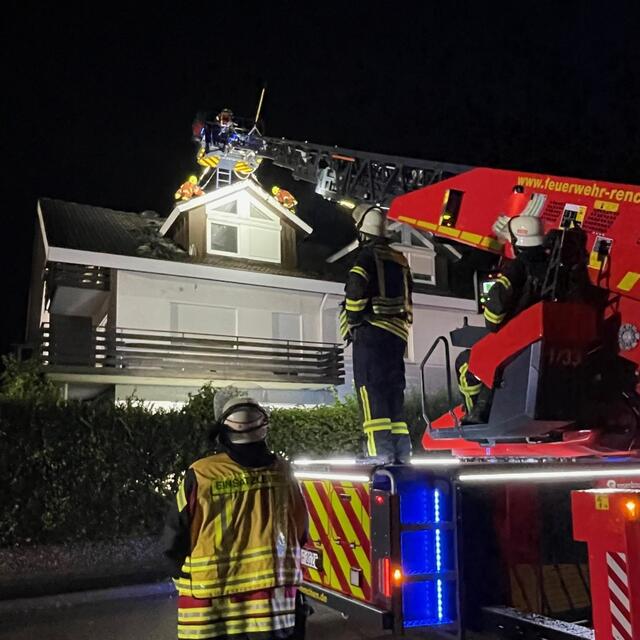 Die Löscharbeiten dauerten drei Stunden. | Foto: Feuerwehr Appenweier