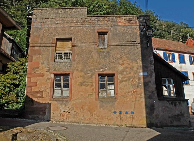 Hier scheint das Gebäude auch nicht mehr benutzt werden. Jedenfalls war es für mich eine Aufnahme wert.  | Foto: Alfred Schramm