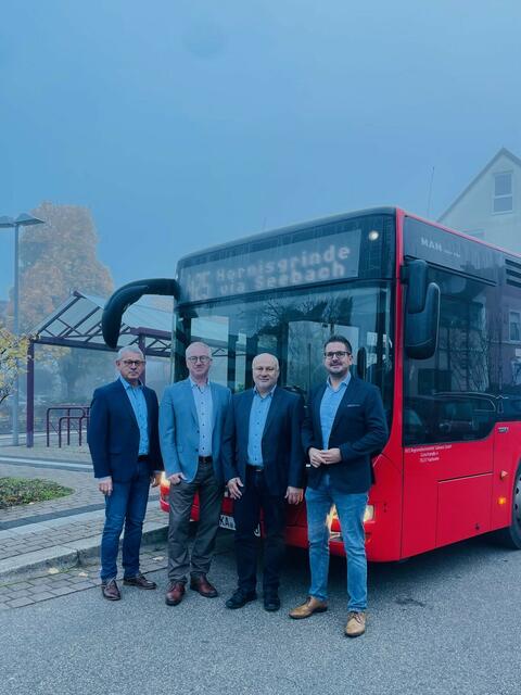 Die Bürgermeister Uwe Gaiser (v. l.), Hans-Jürgen Decker, Reinhard Schmälzle und Stefan Hattenbach | Foto: Gemeinde Kappelrodeck/Jasmin Liebich