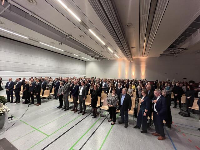 Beim "Badnerlied" singen alle mit. | Foto: gro