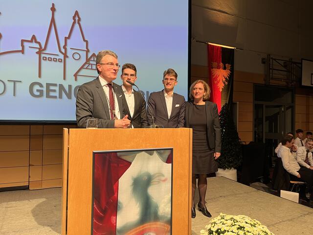 Seine Familie hat den scheidenden Bürgermeister Thorsten Erny stets unterstützt. | Foto: gro