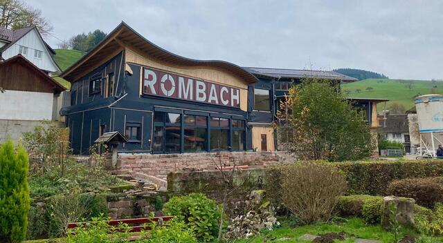 Seitenansicht neues Bürogebäude Fa. Rombach in Oberharmersbach | Foto: (c) Gerhard Große