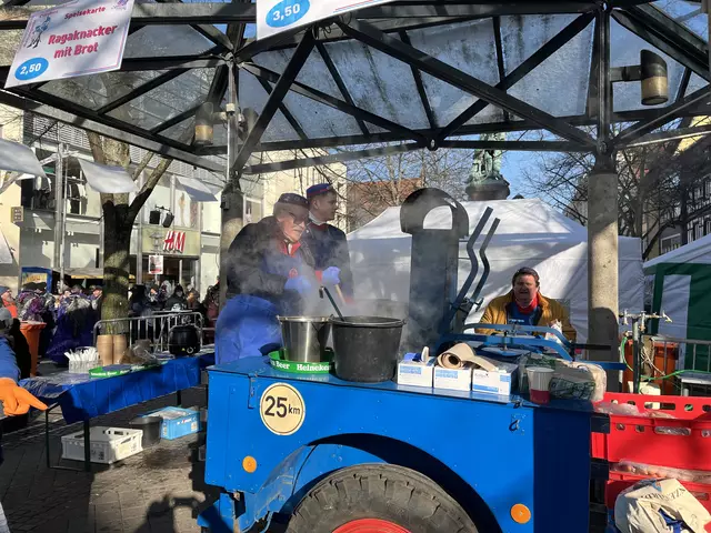 Beim Bohnensuppe kochen | Foto: gro