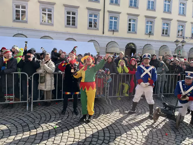 Eine wahre Närrin muss ihre Mitstreiter wortreich unterstützen. | Foto: gro