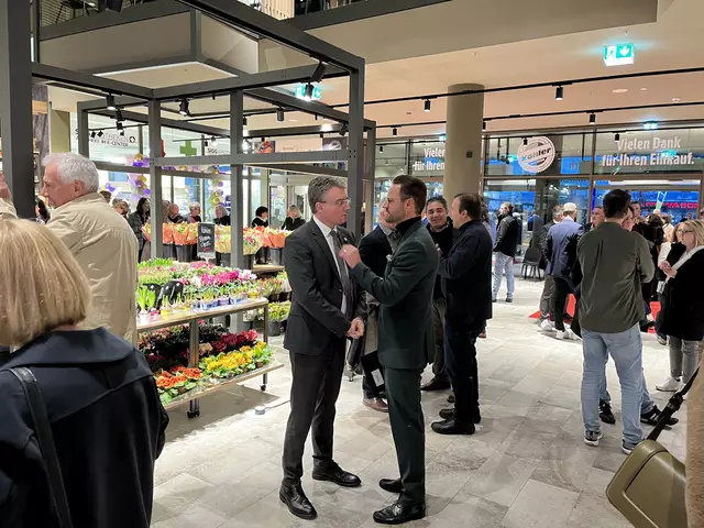 Landrat Thorsten Erny und Oberbürgermeister Marco Steffens | Foto: gro