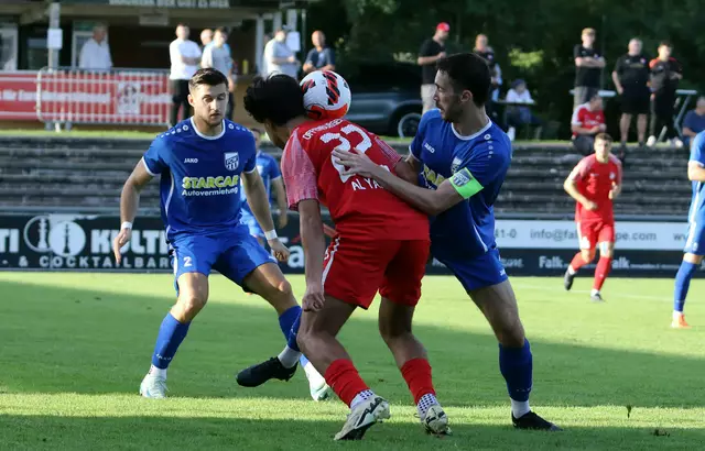 Der Offenburger FV legte einen Fehlstart beim Tabellenschlusslicht FC Waldkirch auf den Rasen. | Foto: Fissler