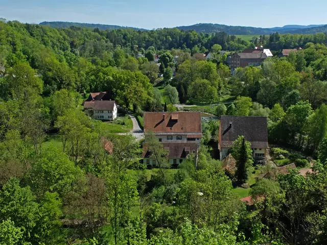 Blick von der Aussichtsplattform auf die Köchlinsmühle. | Foto: Alfred Schramm