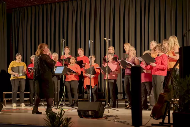 der Frauenchor Querbach präsentiert sich in Biberach | Foto: (c) Gerhard Große