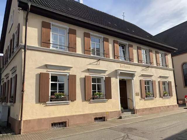 Rathaus Önsbach | Foto: Großheim