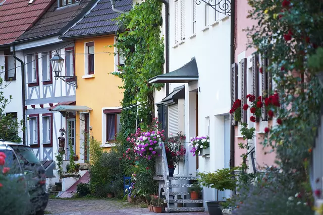 Die Stadtverwaltung sucht aktiv das Gespräch mit Grundstückseigentümern, um ungenutzte Baulücken und leerstehende Immobilien wieder nutzbar zu machen. | Foto: Iris Rothe