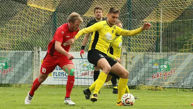 Mörsch (gelbes Trikot) will heute die Chance in Laufenburg nutzen, um in die Verbandsliga aufzusteigen. | Foto: FS