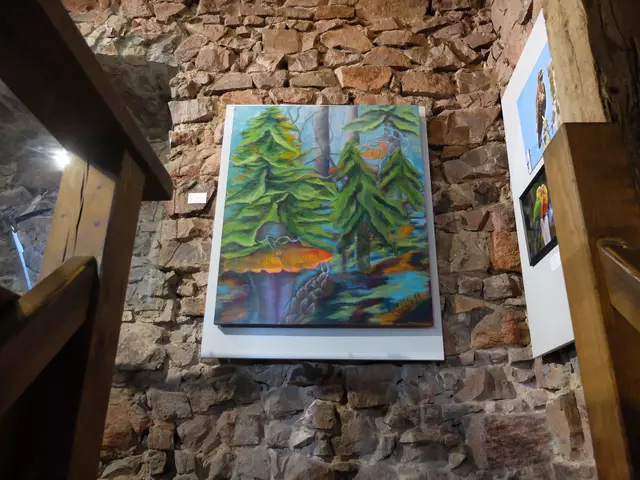 An Kunstwerken gibt es für Kunstliebhaber:innen bei der Sonderausstellung viel zu betrachten. | Foto: Alfred Schramm