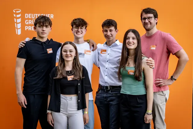 DGPS-Vizemeister: Kevin Huber (v. l.), Anna-Lena Sackmann, Laurin Kiefer, Felix Kiefer, Hannah Maier und Gabriel Sälinger | Foto: Sparkasse Offenburg/Ortenau