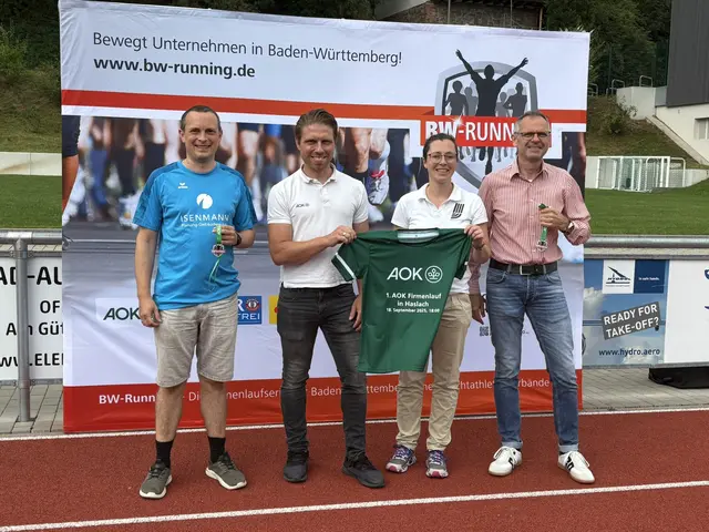 Von links: Stefan Hättich, Dominik Hertlein, Mareike Röder und Bernd Haas | Foto: Badischer Leichtathletik-Verband 