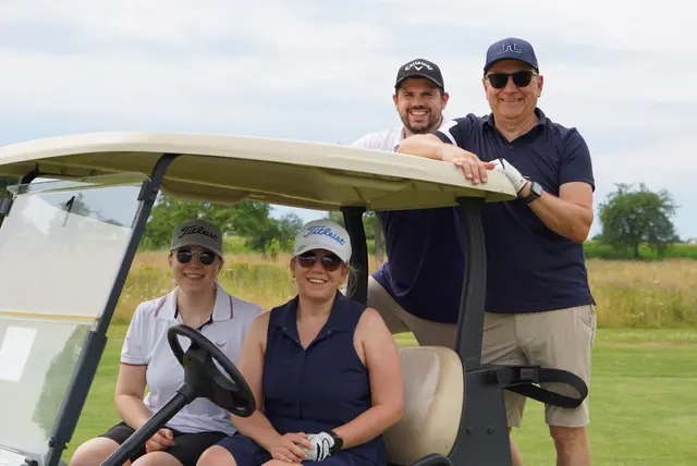Das Familienteam Joseph mit Anna-Christine (v. l.), Marie-Louise, Jonas und Jürgen war beim Rotary-Golfturnier siegreich. | Foto: Manfred Hammes