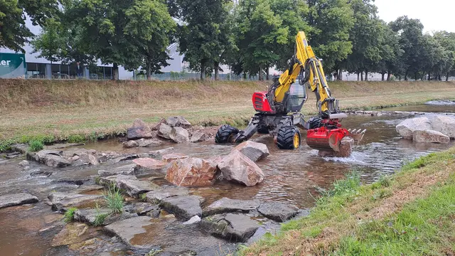 Der Bagger in der Rench bei der Arbeit | Foto: Regierungspräsidium Freiburg