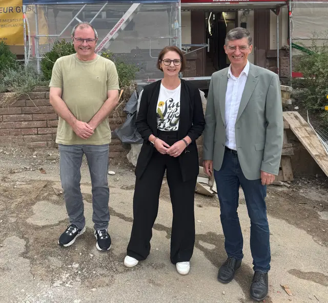 Joachim Sum (v. l.), Sandra Boser, Bürgermeister Thomas Schneider | Foto: Wahlkreisbüro Sandra Boser 