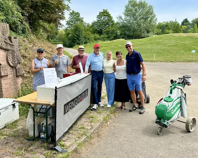 In geselliger Runde wurde für den guten Zweck Golf gespielt.  | Foto: Lions-Club Ettenheim-Nördlicher Breisgau