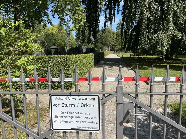 Der Waldbachfriedhof bleibt nach dem Sturm am 1. August bis auf Weiteres geschlossen. | Foto: gro