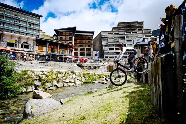 Leonard Finkenzeller überzeugte im deutschen Nationaltrikot bei der internationalen Nachwuchs- Mountainbike-Meisterschaft in Campan. | Foto: Stefan Finkenzeller