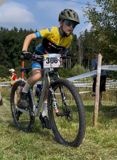 Mats Keller fuhr solide auf den 8. Platz im Rennen bei einem Top Starterfeld.