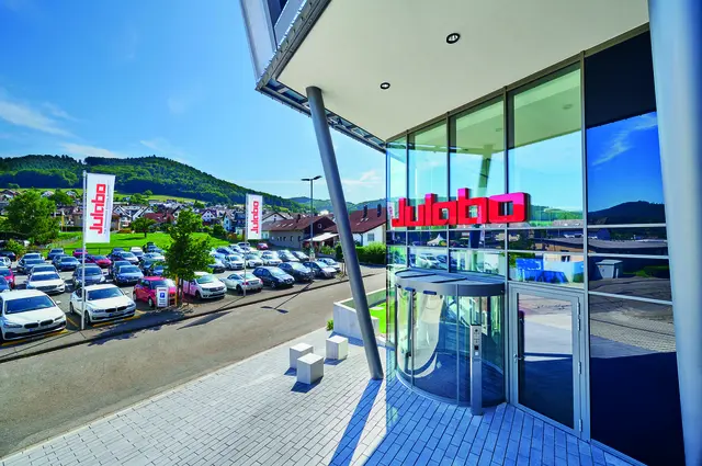Die Julabo GmbH ist in Seelbach ansässig. Derzeit sucht Julabo für folgende Stellen Mitarbeiter: Industrie-Elektriker, IT-Kräfte und Mitarbeiter im Service, der Produktion und Entwicklung. | Foto: Julabo GmbH