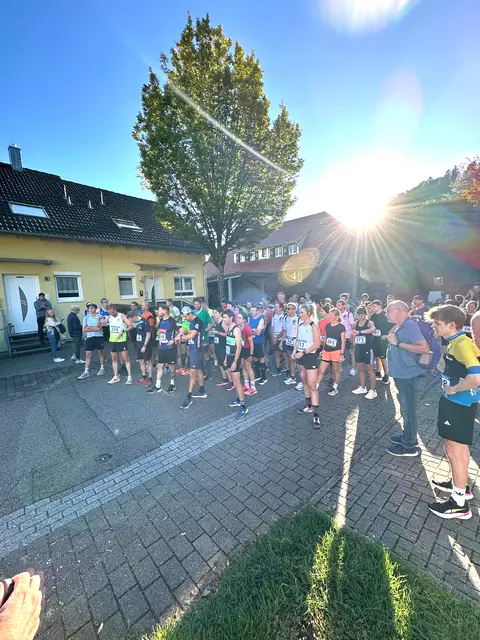 Es waren viele Läufer am Start. | Foto: Verein