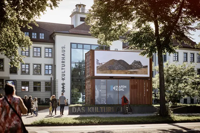 Kehler Berge vor dem Kulturhaus | Foto: Kehl Marketing