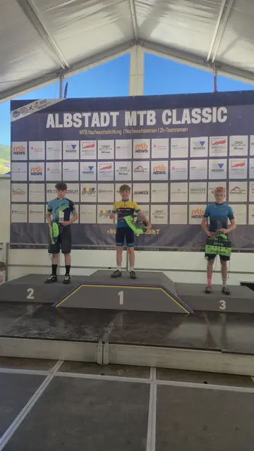 Raphael Finkenzeller zeigte eine Top Leistung im Slalom und erreichte dort in der Nachwuchssichtung den 1. Platz, sehr stark!