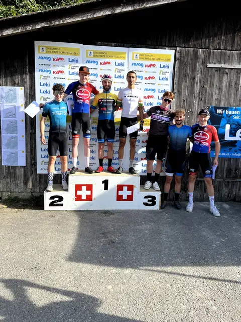 Gabriel Maier gewann das letzte Rennen der EKS Cup Serie, top Leistung!