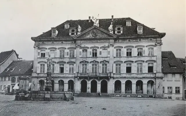 Ein Bild des Gengenbacher Rathauses mit Gauben | Foto: Stadt Gengenbach