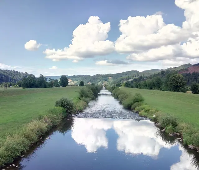 Die Kinzig zwischen Schönberg und Bergach verläuft derzeit noch kanalartig. | Foto: Regierungspräsidium Freiburg