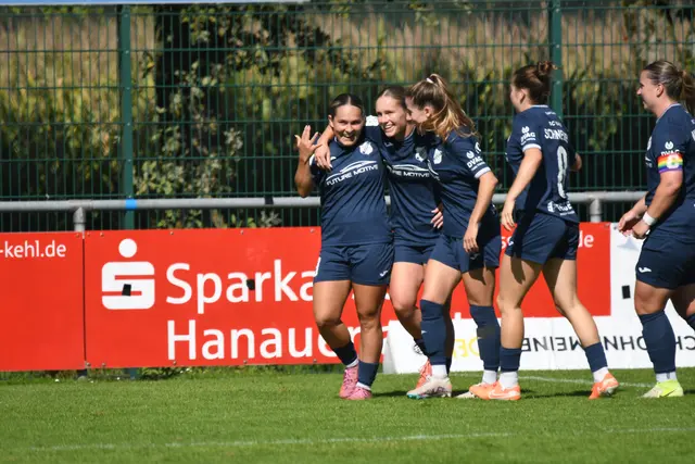 Die Spielerinnen des SC Sand wollen heute nichts anbrennen lassen und haben die nächsten drei Punkte fest im Visier. | Foto: Martina Pieper