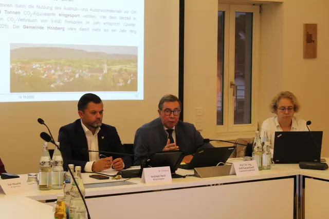 Pressekonferenz der Gemeinde Hohberg zum neuen Gutachten zum Offenburger Bahntunnel. | Foto: Gemeinde Hohberg