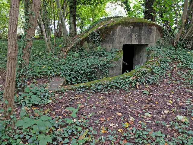 Hier sieht man den Eingang zu einer der am Kasematten-Weg befindlichen 3 Pionier-Kasematten. | Foto: Alfred Schramm