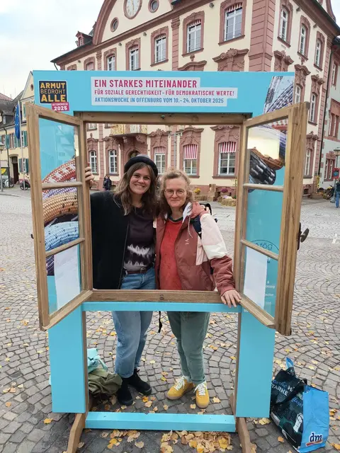 Die Foto-Mitmach-Aktion in Offenburg anlässlich der Aktionswoche „Armut bedroht alle“ stieß auf großes Interesse. | Foto: Landratsamt Ortenaukreis