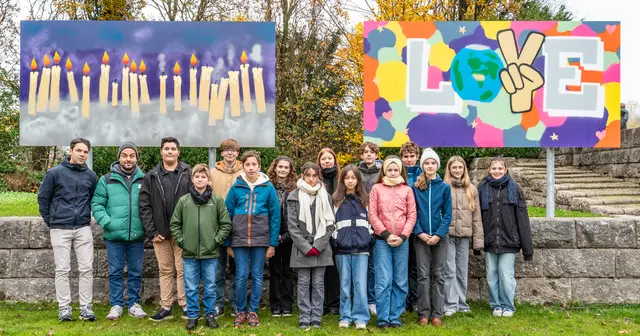 Die Mitglieder der Zeitzeugen-Arbeitsgemeinschaft es Kehler Einstein-Gymnasiums  | Foto: Stadt Kehl