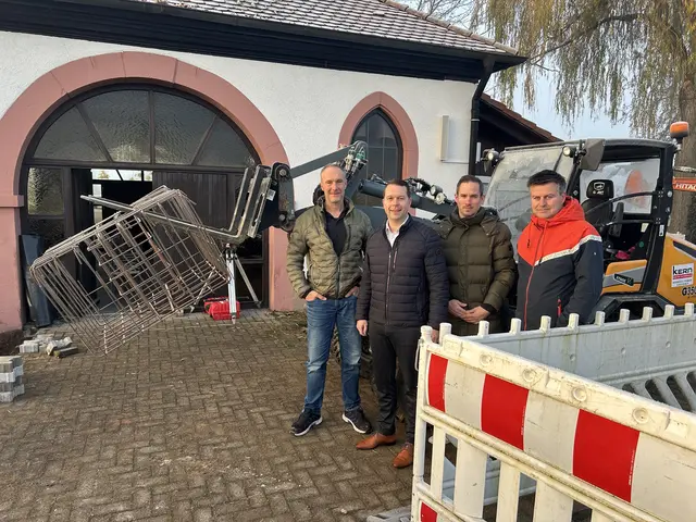 Freude bei allen Beteiligten, dass das Projekt nun umgesetzt wird.  | Foto: Gemeinde Schwanau