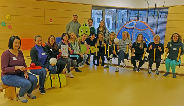 Nach erfolgreicher Teilnahme sind die Mitarbeitenden der Kehler Kitas bestens vorbereitet, Kinder in ihrer motorischen Entwicklung zu unterstützen. | Foto: Stadt Kehl/Gabriele Dasch