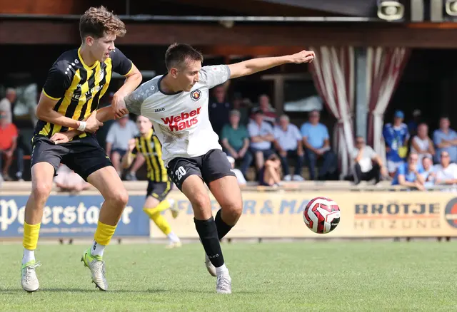 Linx (weißes Trikot) spielte Unentschieden. | Foto: FS