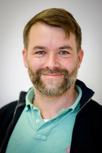 bei Sebastian Winter, Leitung ambulante Hilfen, von der AGJ Wohnungslosenhilfe Ortenaukreis
