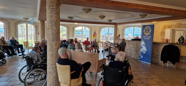 Die Vorleseaktion kam bei den Bewohnern gut an.  | Foto: Lions Club Achern