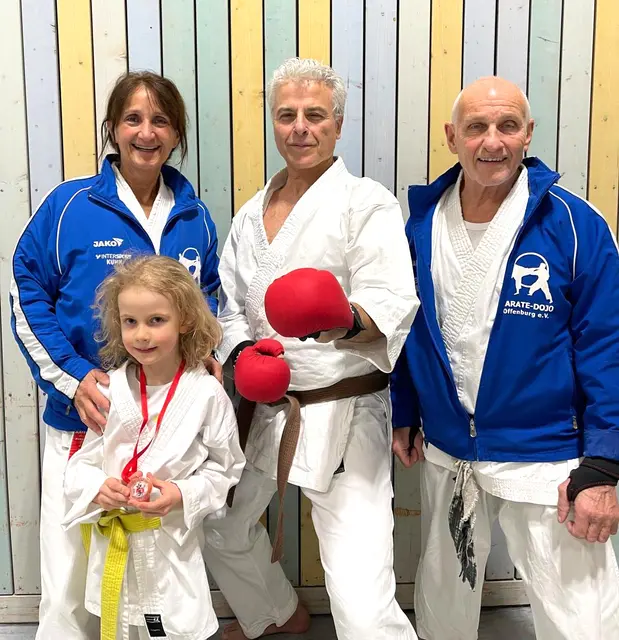 Trainerin Ingrid Kirchberg, Sophia Hauß, Ali Daryusi sowie Trainer und 1. Vorsitzender Josef Sandhaas (v. l. n. r.) | Foto: KDO