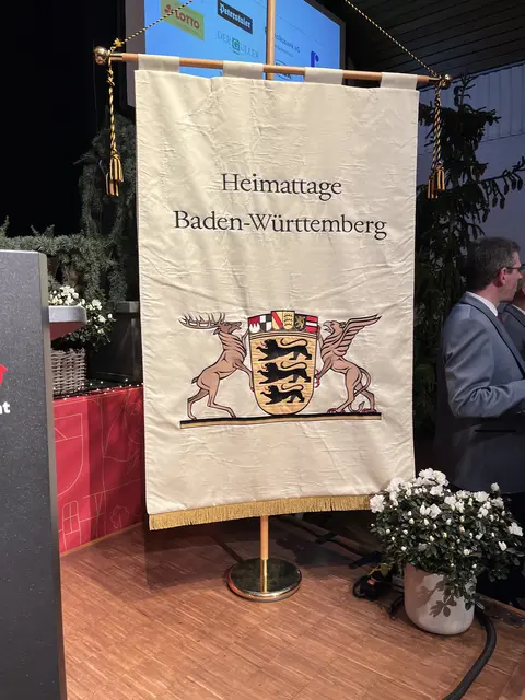 Das Banner der Heimattage ist jetzt in Oberkirch. | Foto: mak