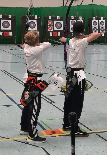 Noah Müller (rechts) konnte bei der Titeljagd gut mit seinen Mitstreitern mithalten. | Foto: Udo Müller
