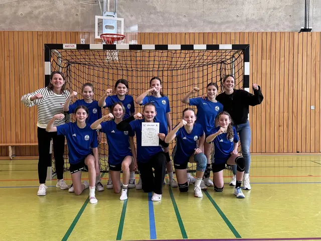Die erfolgreiche Mädchenhandballmannschaft des Geroldsecker Bildungszentrums | Foto: Geroldsecker Bildungszentrum