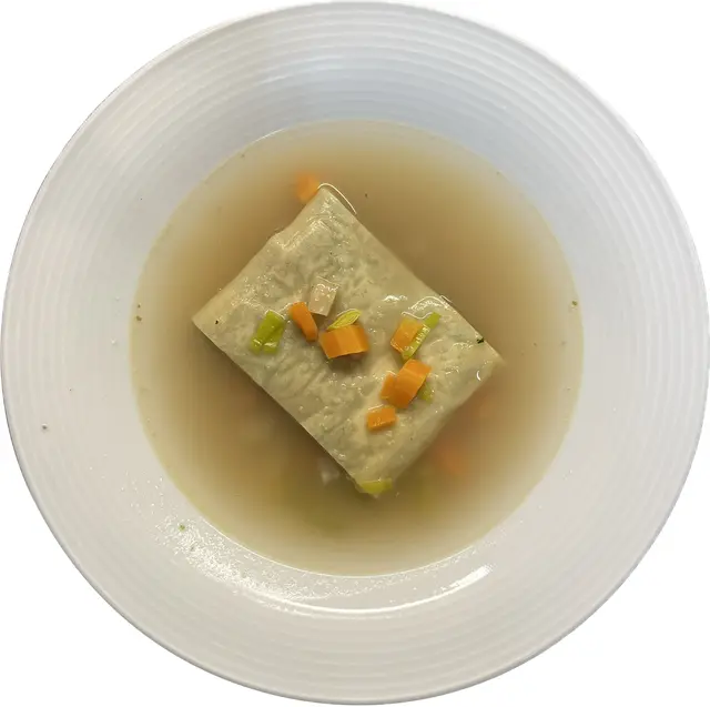 Maultaschen in klarer Brühe | Foto: gro