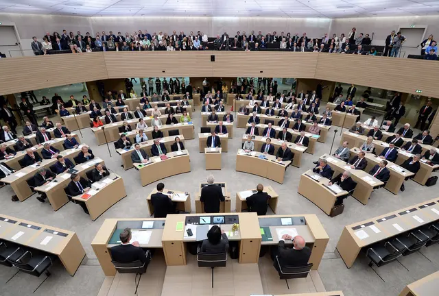 Der am kommenden Sonntag neu gewählte Landtag wird mindestens 120 Abgeordnete umfassen.  | Foto: Symbolfoto: Landtag Baden-Württemberg